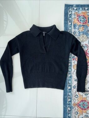 Banana Republic 100% Cashmere Sweater